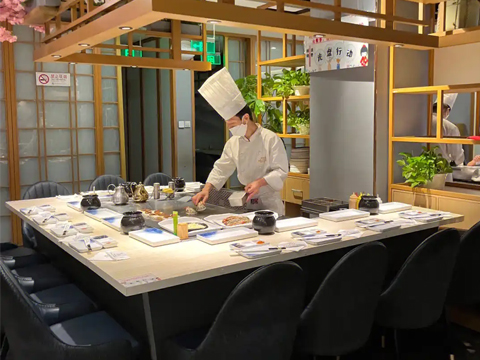 鐵板燒和扒爐的區(qū)別，哪個(gè)更耐用